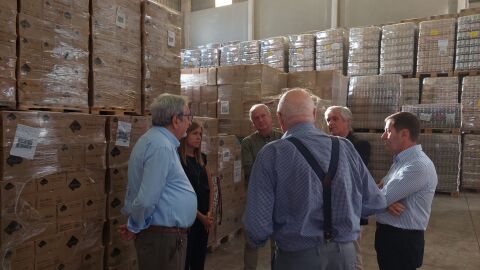 Visita del subdelegado del Gobierno en Alicante al Banco de Alimentos 