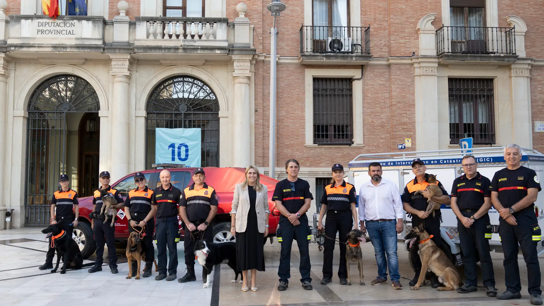  La Diputación duplica el número de perros y guías de la Unidad Canina de Búsqueda y Rescate