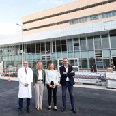 Antonio Cansino, Ángeles Muñoz, Patricia Navarro y Carlos Bautista en las obras de ampliación del hospital Costa del Sol Antonio Cansino, Ángeles Muñoz, Patricia Navarro y Carlos Bautista en las obras de ampliación del hospital Costa del Sol