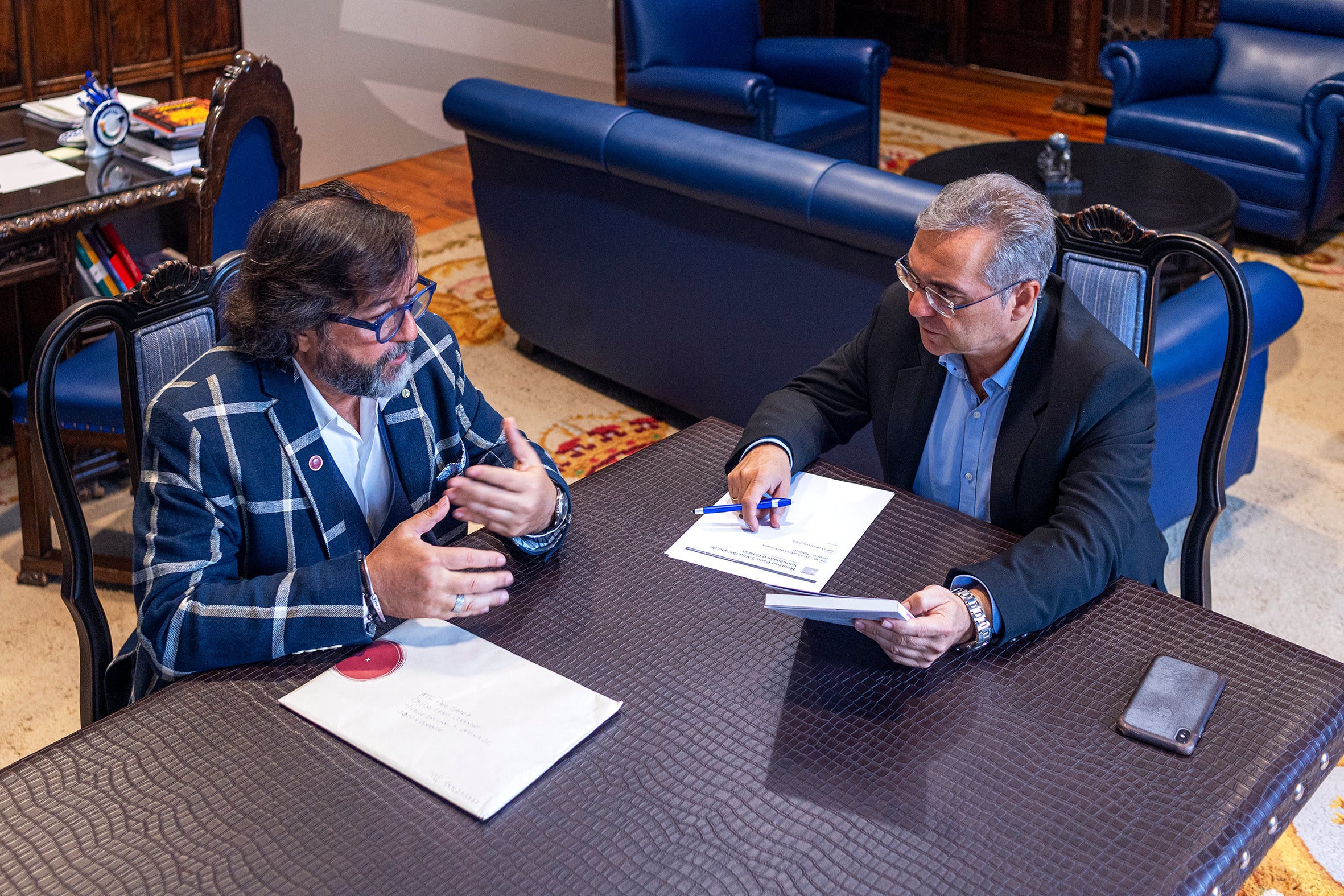 Deputación de Ourense e Colexio de Xornalistas acordan potenciar o Premio de Xornalismo “Xosé Aurelio Carracedo” Deputación de Ourense e Colexio de Xornalistas acordan potenciar o Premio de Xornalismo “Xosé Aurelio Carracedo”