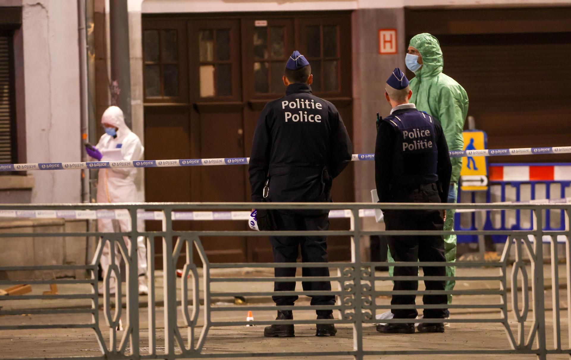Al menos dos muertos y un herido tras un atentado terrorista en el centro de Bruselas Al menos dos muertos y un herido tras un atentado terrorista en el centro de Bruselas