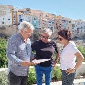 Presidenta del Casco Antiguo de La Vila con los concejales