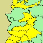 La AEMET mantiene el aviso amarillo por lluvias este martes en el norte cacereño y suma alertas por vientos en 5 comarcas 