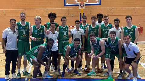 La plantilla del CBI Elche suma por victorias sus dos primeros partidos de la temporada en la Liga EBA La plantilla del CBI Elche suma por victorias sus dos primeros partidos de la temporada en la Liga EBA