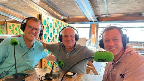 Pedro Ram&iacute;rez, con Gabi Ramos y &Aacute;lvaro del R&iacute;o en el Asador I&ntilde;aki en nuestra tertulia de baloncesto