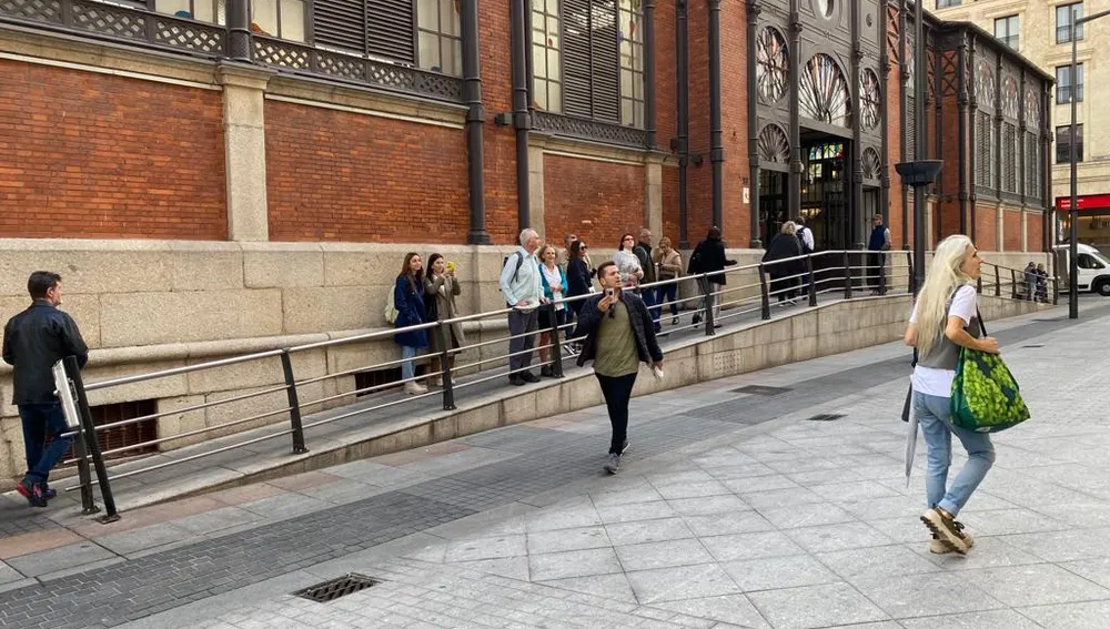 El Mercado Central de Abastos, espacio improvisado para ver planos El Mercado Central de Abastos, espacio improvisado para ver planos