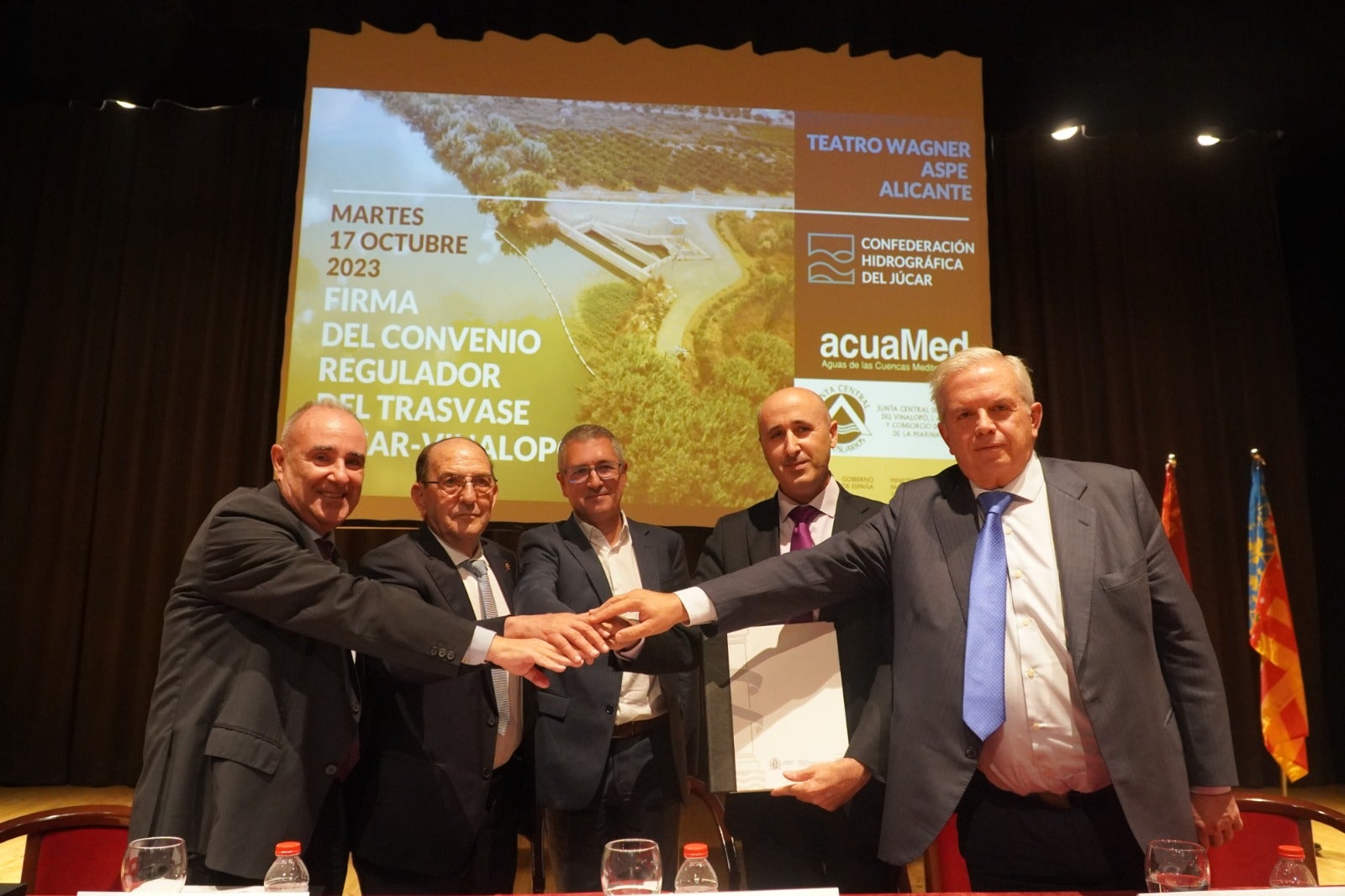 Transición Ecológica fija el convenio del Júcar-Vinalopó como una de las medidas para “garantizar” el agua en la provincia Transición Ecológica fija el convenio del Júcar-Vinalopó como una de las medidas para “garantizar” el agua en la provincia