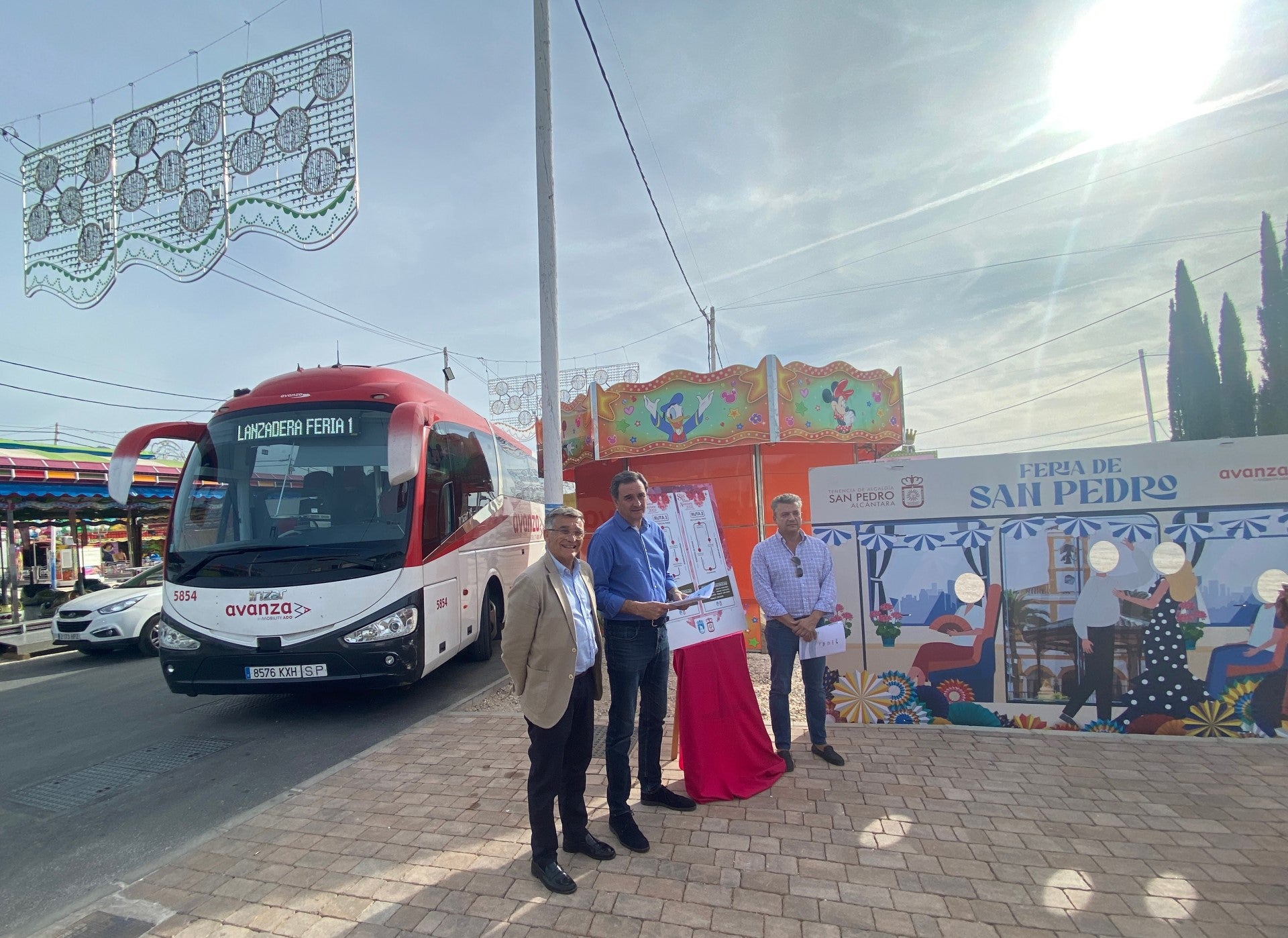 Dos rutas de autobús gratuitas conectan el centro de San Pedro con el recinto ferial La Caridad Dos rutas de autobús gratuitas conectan el centro de San Pedro con el recinto ferial La Caridad
