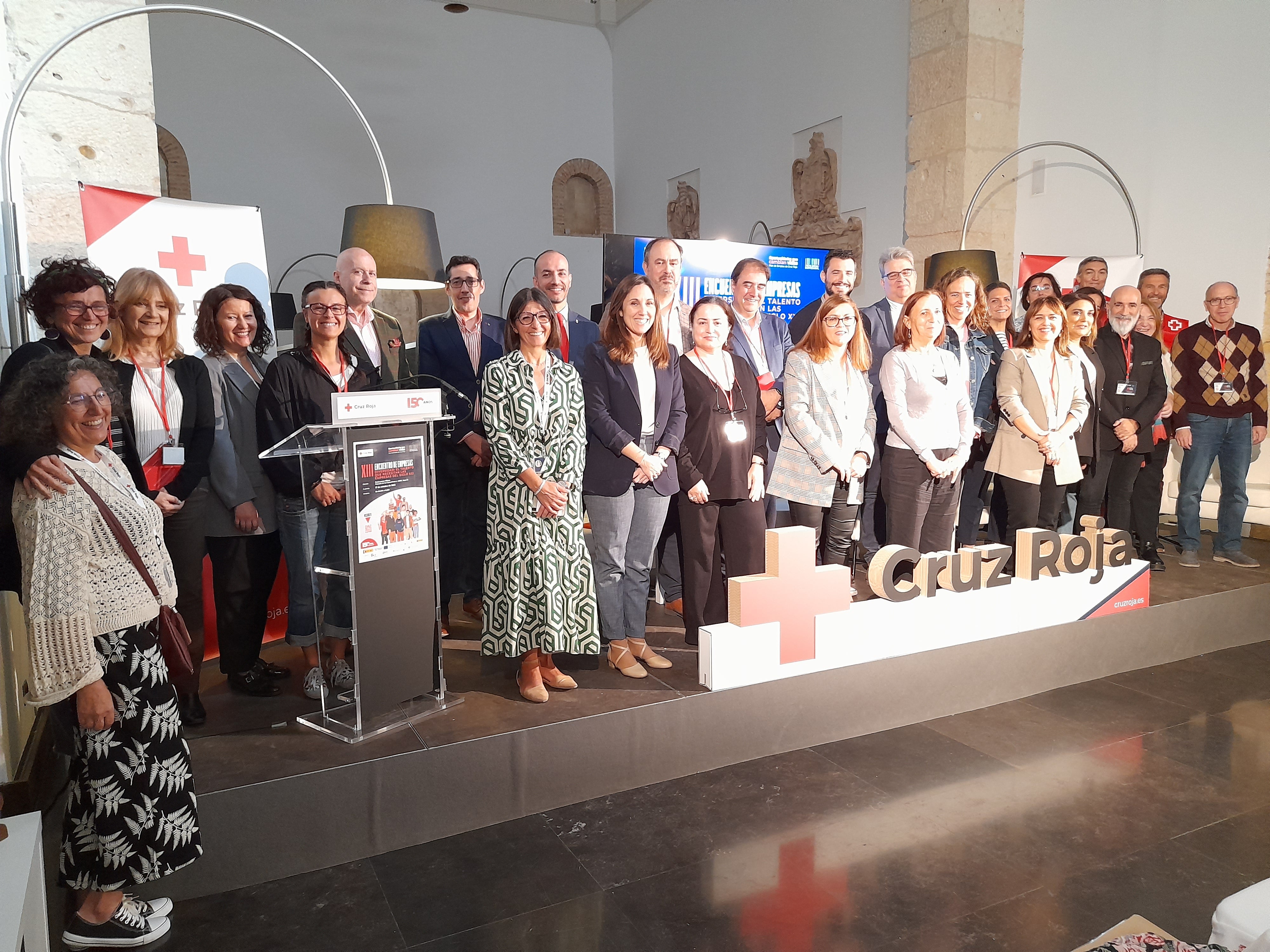 Cruz Roja apuesta por la empleabilidad de los mayores de 45 años Cruz Roja apuesta por la empleabilidad de los mayores de 45 años
