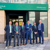 El director general de Eurocaja Rural, Víctor Manuel Martín López, en la visita a la sucursal de Ponferrada El director general de Eurocaja Rural, Víctor Manuel Martín López, en la visita a la sucursal de Ponferrada