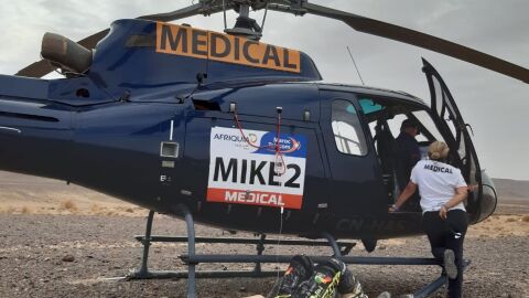 El piloto de Ibiza Toni Vingut es evacuado en helic&oacute;ptero del Rally de Marruecos