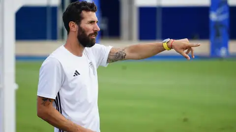 Carlos Cuéllar dirige al Real Murcia Imperial en la 2023-24 Carlos Cuéllar dirige al Real Murcia Imperial en la 2023-24