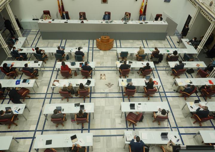 El PSOE retira su propuesta de moratoria urbanística para el Mar Menor pero la volverá a presentar El PSOE retira su propuesta de moratoria urbanística para el Mar Menor pero la volverá a presentar