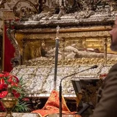Apertura de la urna de San Fernando en una imagen de archivo Apertura de la urna de San Fernando en una imagen de archivo