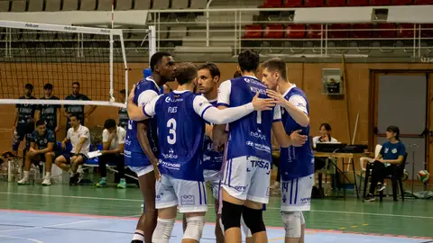 UPV Léleman Conqueridor se lleva el ‘derbi’ regional ante un batallador Voleibol Villena Petrer UPV Léleman Conqueridor se lleva el ‘derbi’ regional ante un batallador Voleibol Villena Petrer