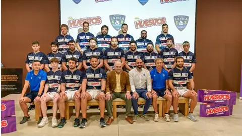 El Huesitos la Vila presenta a su plantilla senior para 2023-24 El Huesitos la Vila presenta a su plantilla senior para 2023-24
