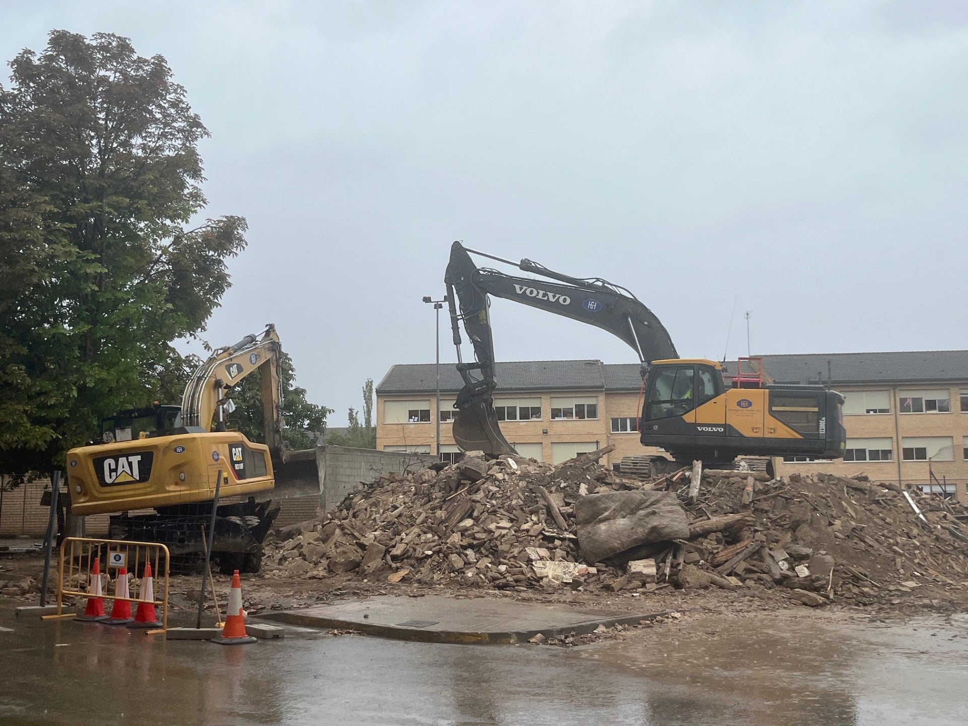 El Ayuntamiento anuncia más derribos para evitar la okupación El Ayuntamiento anuncia más derribos para evitar la okupación
