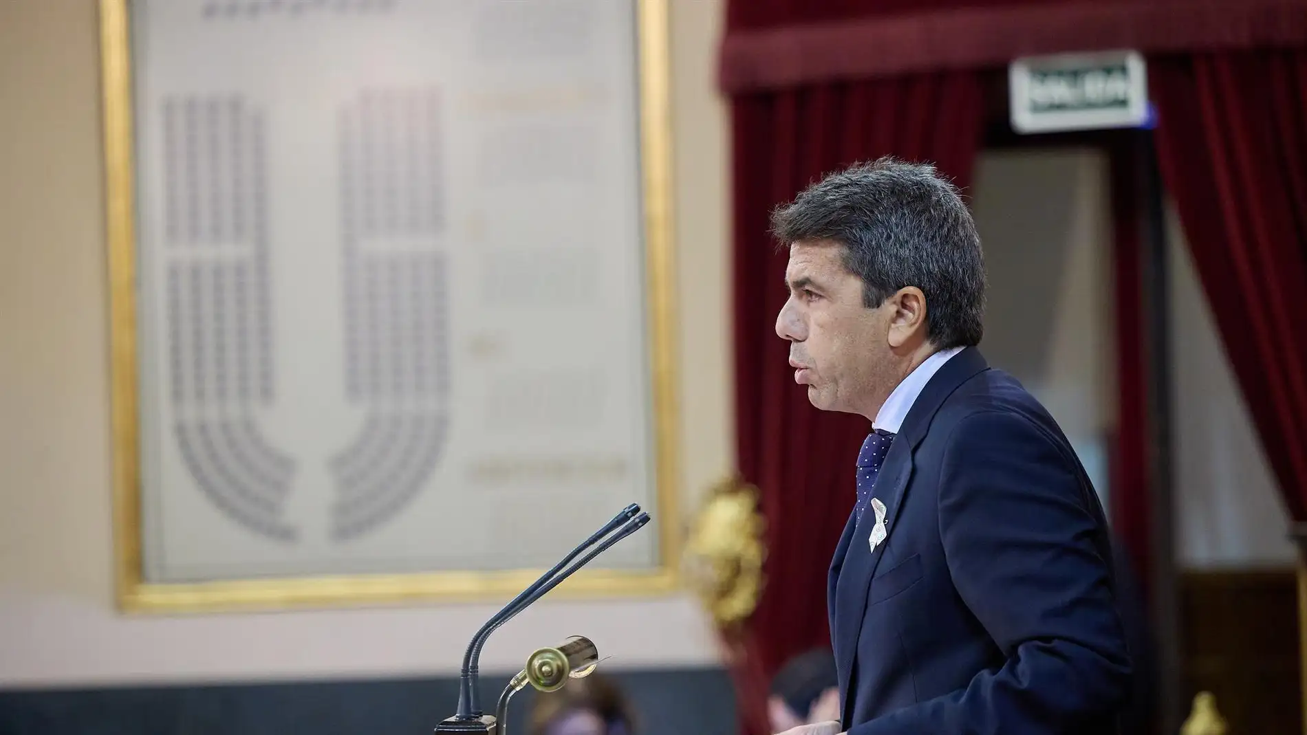 El 'president' de la Generalitat valenciana, Carlos Mazón, interviene durante un debate tras la Comisión General de las Comunidades Autónomas, en el Senado. 