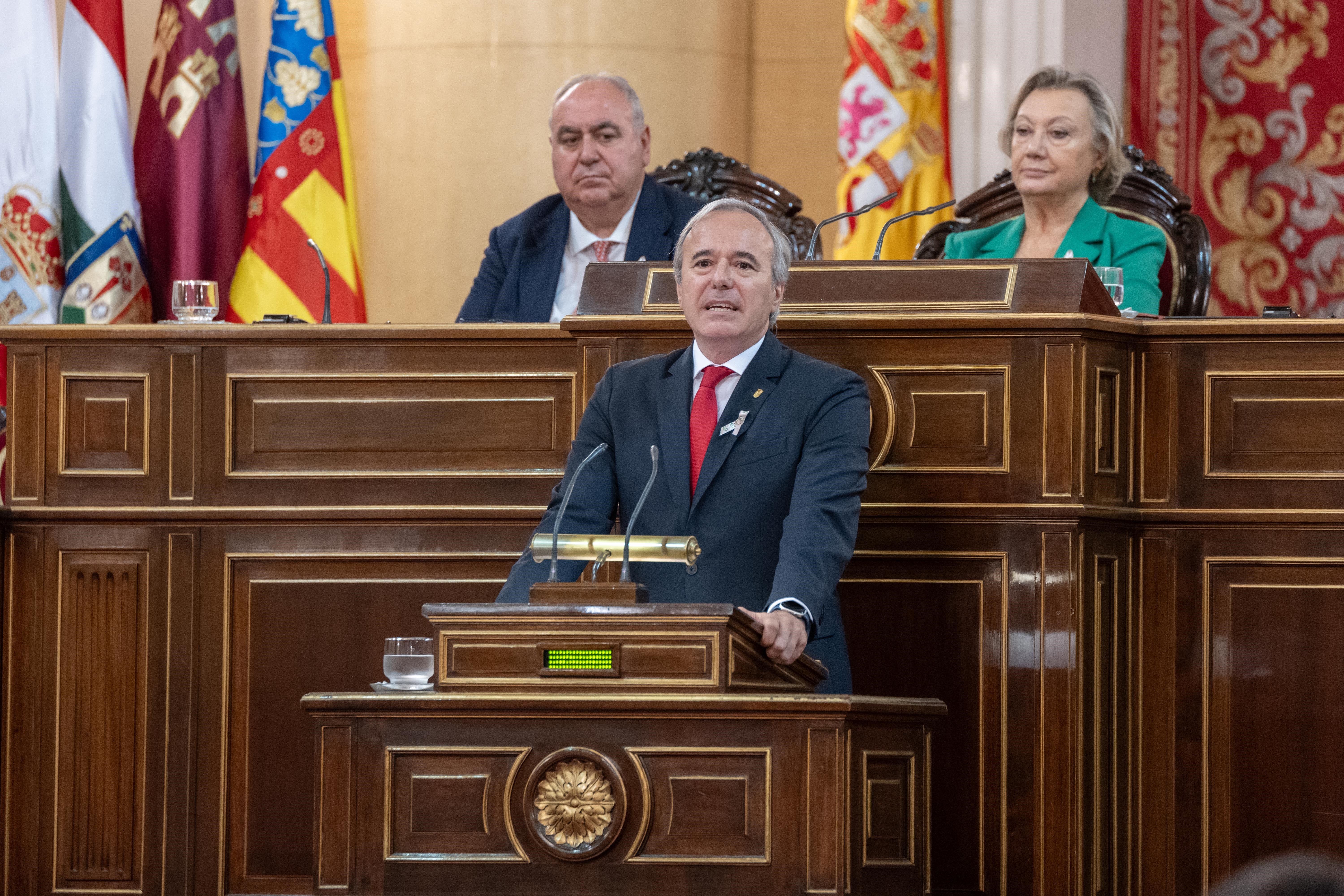 Azcón asegura que será un "presidente rebelde" frente a la amnistía Azcón asegura que será un "presidente rebelde" frente a la amnistía