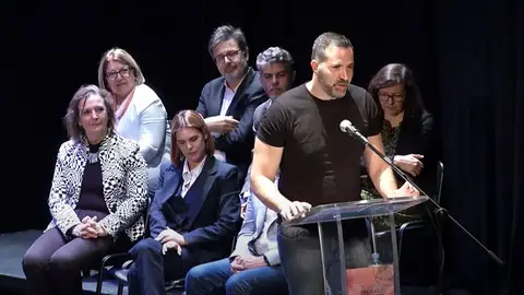 Pedro Mañas recibe el Premio Cervantes Chico de Literatura Infantil y Juvenil 2023 El escritor Pedro Mañas habla a los escolares tras recibir el Premio Cervantes chico de Literatura Infantil y Juvenil