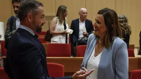 La alcaldesa de Valencia, Mª José Catalá y Juanma Badenas, portavoz de Vox el consistorio La alcaldesa de Valencia, Mª José Catalá y Juanma Badenas, portavoz de Vox el consistorio