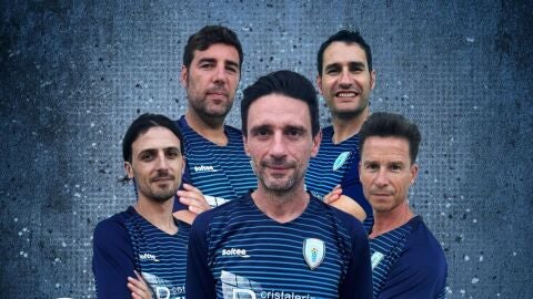 Agust&iacute;n Ru&iacute;z e o seu corpo t&eacute;cnico no Barbad&aacute;s