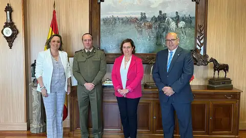 Diputación de Toledo estrecha relaciones con el Museo del Ejército Diputación de Toledo estrecha relaciones con el Museo del Ejército