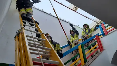 El 112 gestionó este jueves en Extremadura 374 incidentes por las lluvias que dejó la borrasca Aline El 112 gestionó este jueves en Extremadura 374 incidentes por las lluvias que dejó la borrasca Aline