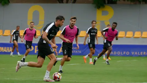 El Orihuela CF recibe el domingo en Los Arcos a La Unión Atlético Orihuela FC