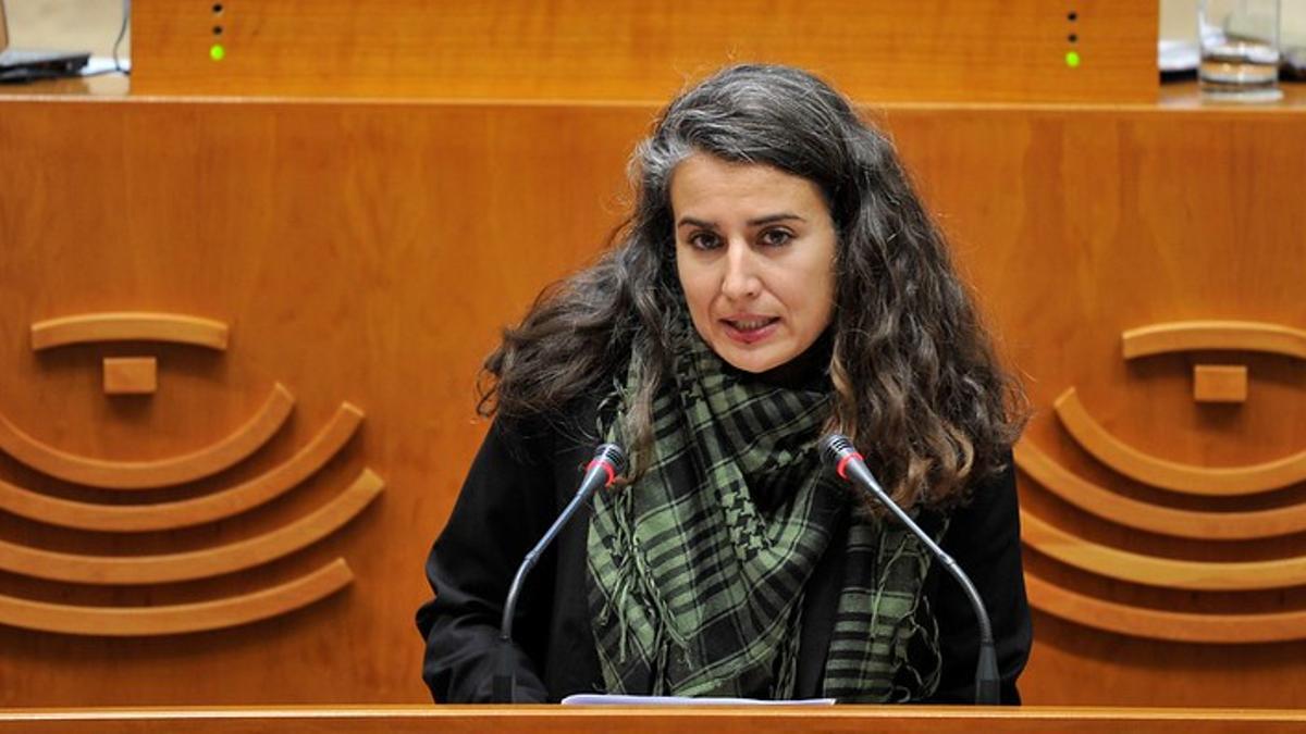 Irene de Miguel denuncia ante la policía a la diputada popular Sandra Valencia por unas supuestas amenazas contra sus hijos Irene de Miguel denuncia ante la policía a la diputada popular Sandra Valencia por unas supuestas amenazas contra sus hijos
