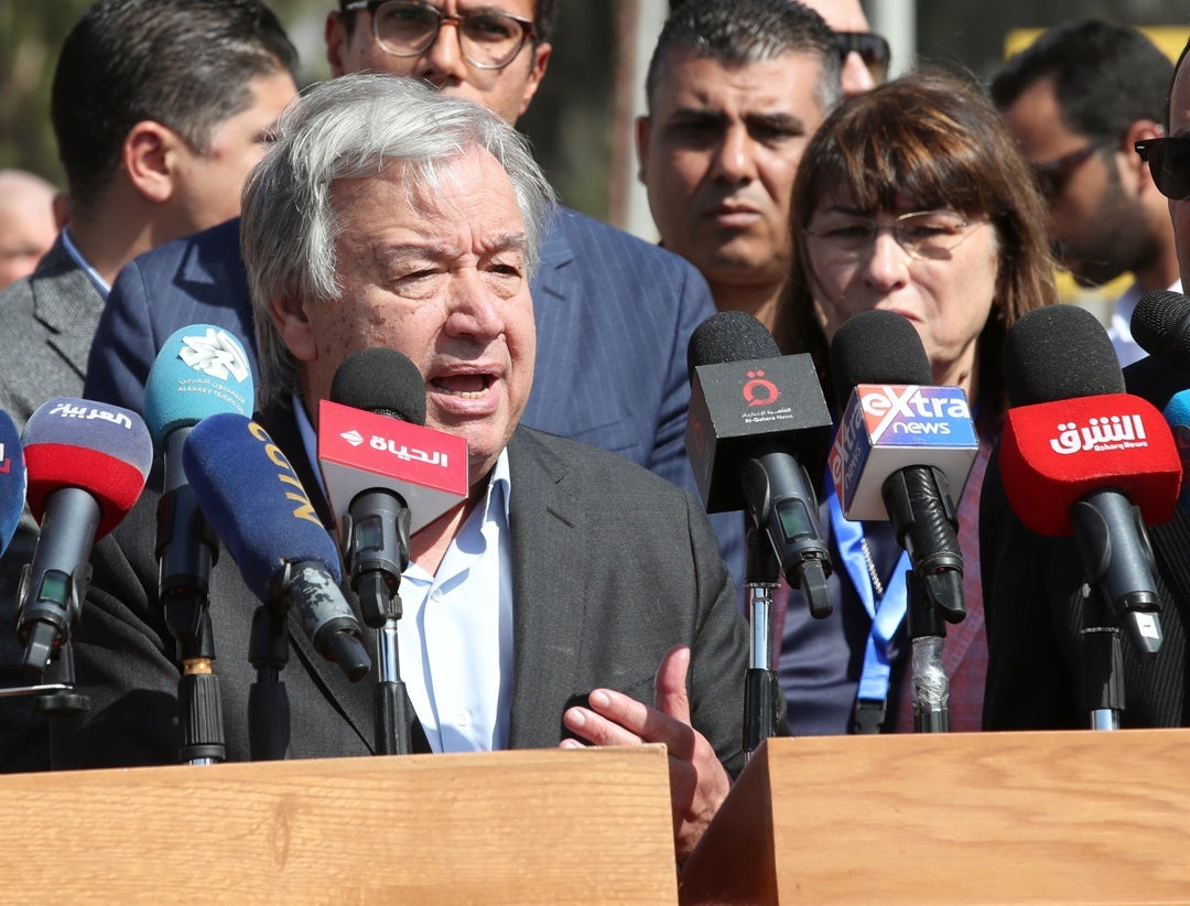 Guterres urge desde Rafah la apertura del paso para que la ayuda humantiaria llegue a Gaza Guterres urge desde Rafah la apertura del paso para que la ayuda humantiaria llegue a Gaza
