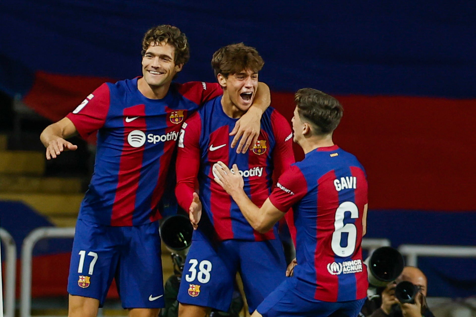 El canterano Marc Guiu da los tres puntos al Barcelona en un debut de ensueño El canterano Marc Guiu da los tres puntos al Barcelona en un debut de ensueño