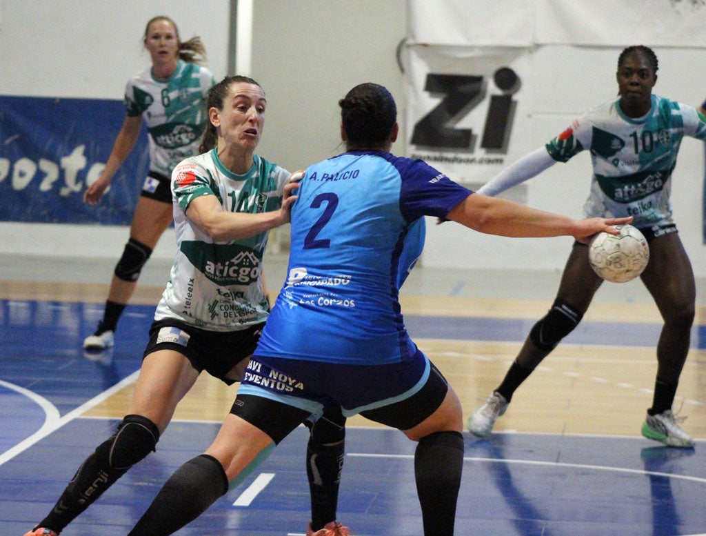 Lobas y Motive buscan puntos Lobas y Motive buscan puntos