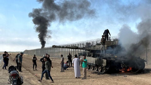 Guerra Israel - Ham&aacute;s en directo: el ej&eacute;rcito israel&iacute; intenfisica los bombardeos en Gaza