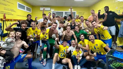 El Orihuela vuelve a salir de los puestos de ascenso y mira hacia arriba tras ganar 1-0 a La Unión Futbol