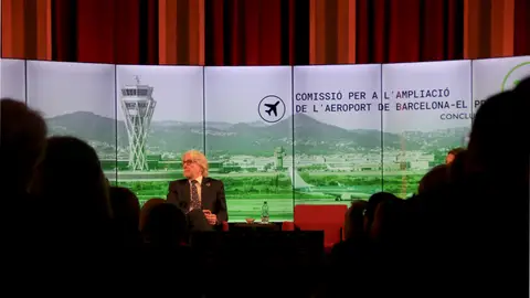 La Comissió creada per Foment del Treball proposa allargar la pista 840 metres, arribant als 3mil 500, passant per sobre La Ricarda La Comissió creada per Foment del Treball proposa allargar la pista 840 metres, arribant als 3mil 500, passant per sobre La Ricarda