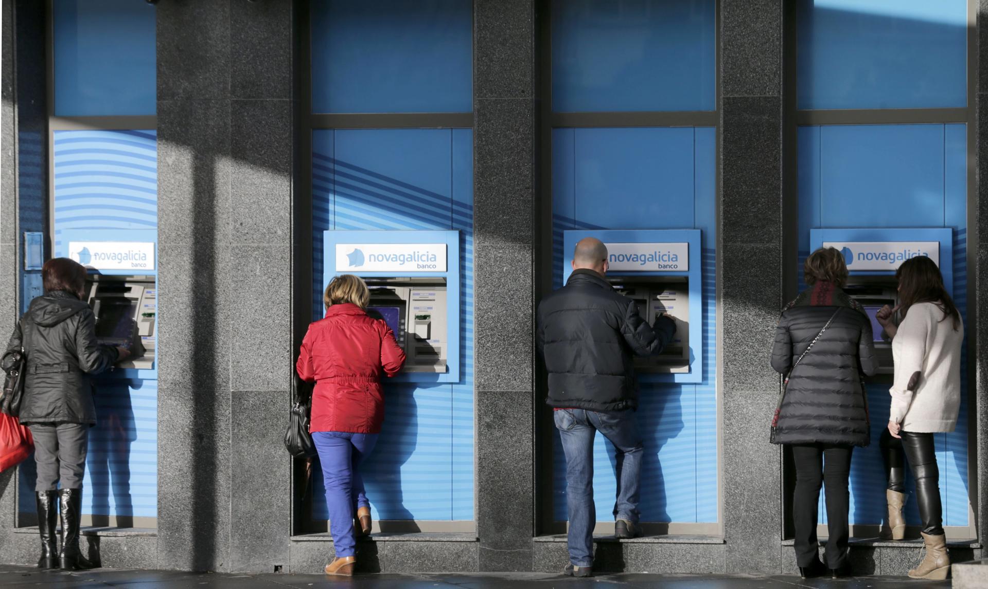 Los "abultados" beneficios de los bancos no es lo que parece: ganan menos y son menos rentables que en 2007 Los "abultados" beneficios de los bancos no es lo que parece: ganan menos y son menos rentables que en 2007
