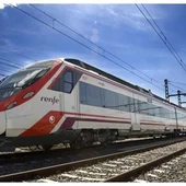 Tren de Cercanías de Renfe Tren de Cercanías de Renfe