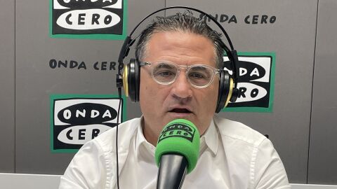Jos&eacute; R. Gonz&aacute;lez de Z&aacute;rate, edil de Benidorm y Diputado en las Cortes Valencianas.