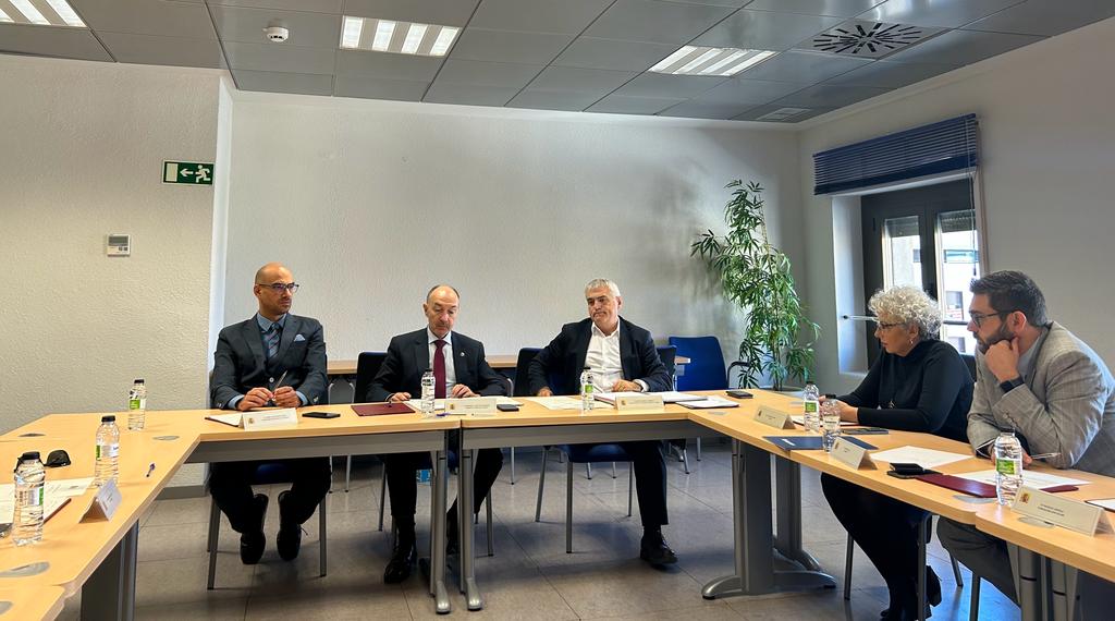 Beltrán defiende el cumplimiento del protocolo de atención a migrantes Beltrán defiende el cumplimiento del protocolo de atención a migrantes