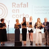 Verónica Romero y Alejandro Tous ponen el broche de oro a la duodécima edición del festival ‘Rafal en Corto’ Verónica Romero y Alejandro Tous ponen el broche de oro a la duodécima edición del festival ‘Rafal en Corto’
