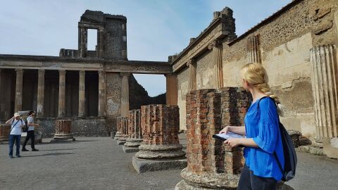 La directora aragonesa Silvia Pradas en Pompeya