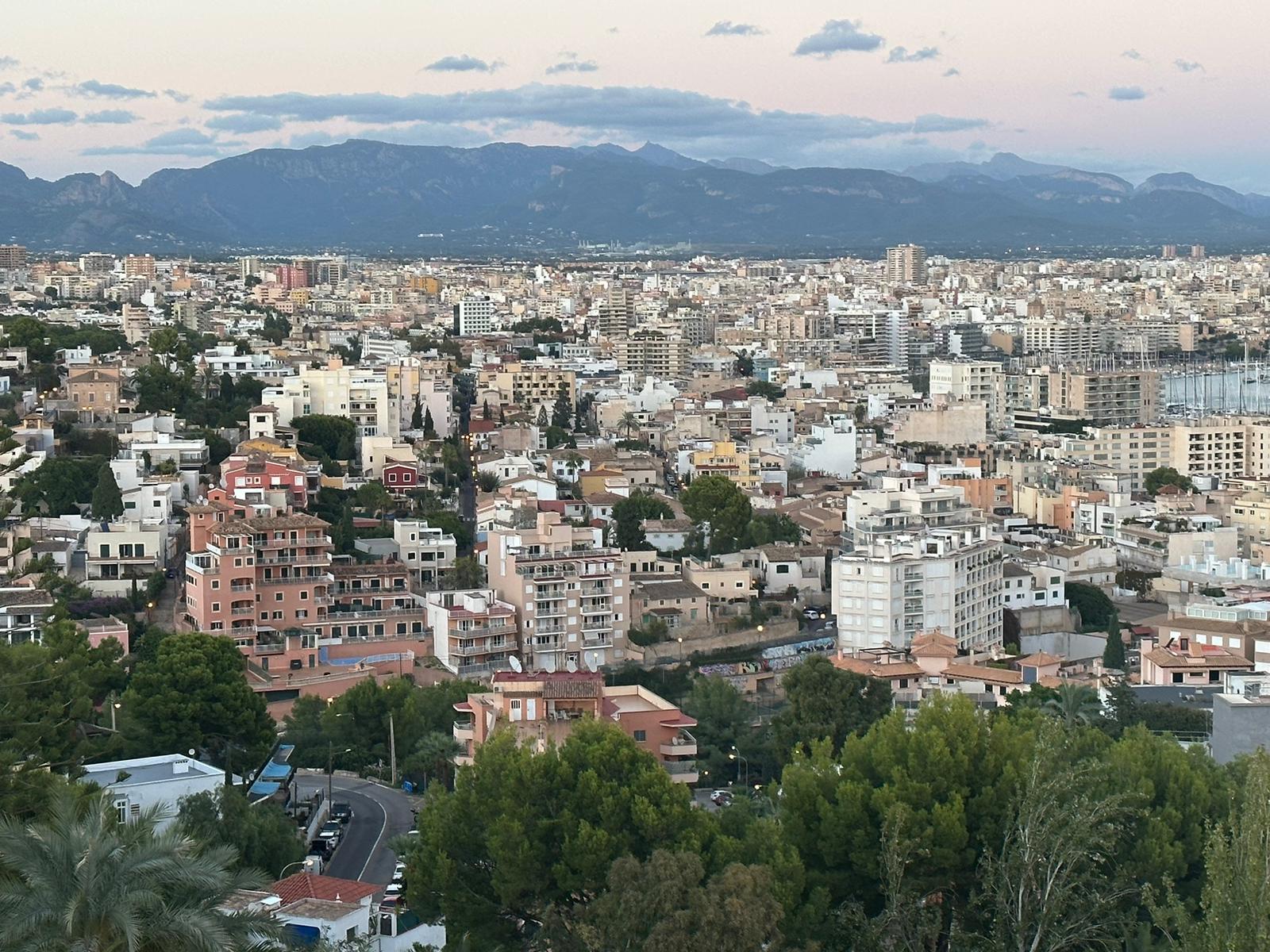 Las inmobiliarias de Baleares advierten que la inseguridad jurídica y la falta de oferta agravan la crisis habitacional Las inmobiliarias de Baleares advierten que la inseguridad jurídica y la falta de oferta agravan la crisis habitacional