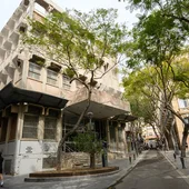 Cortes de tráfico en la capital almeriense por la demolición del antiguo edificio de Correos Cortes de tráfico en la capital almeriense por la demolición del antiguo edificio de Correos
