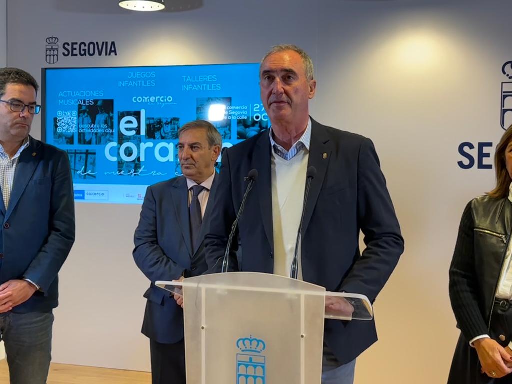 Mazarías acusa a la oposición de torpedear el proyecto de Blanca de Silos Mazarías acusa a la oposición de torpedear el proyecto de Blanca de Silos