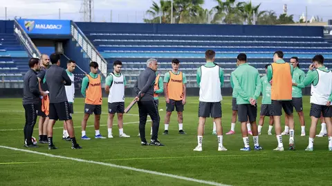 El Málaga en un entrenamiento El Málaga en un entrenamiento