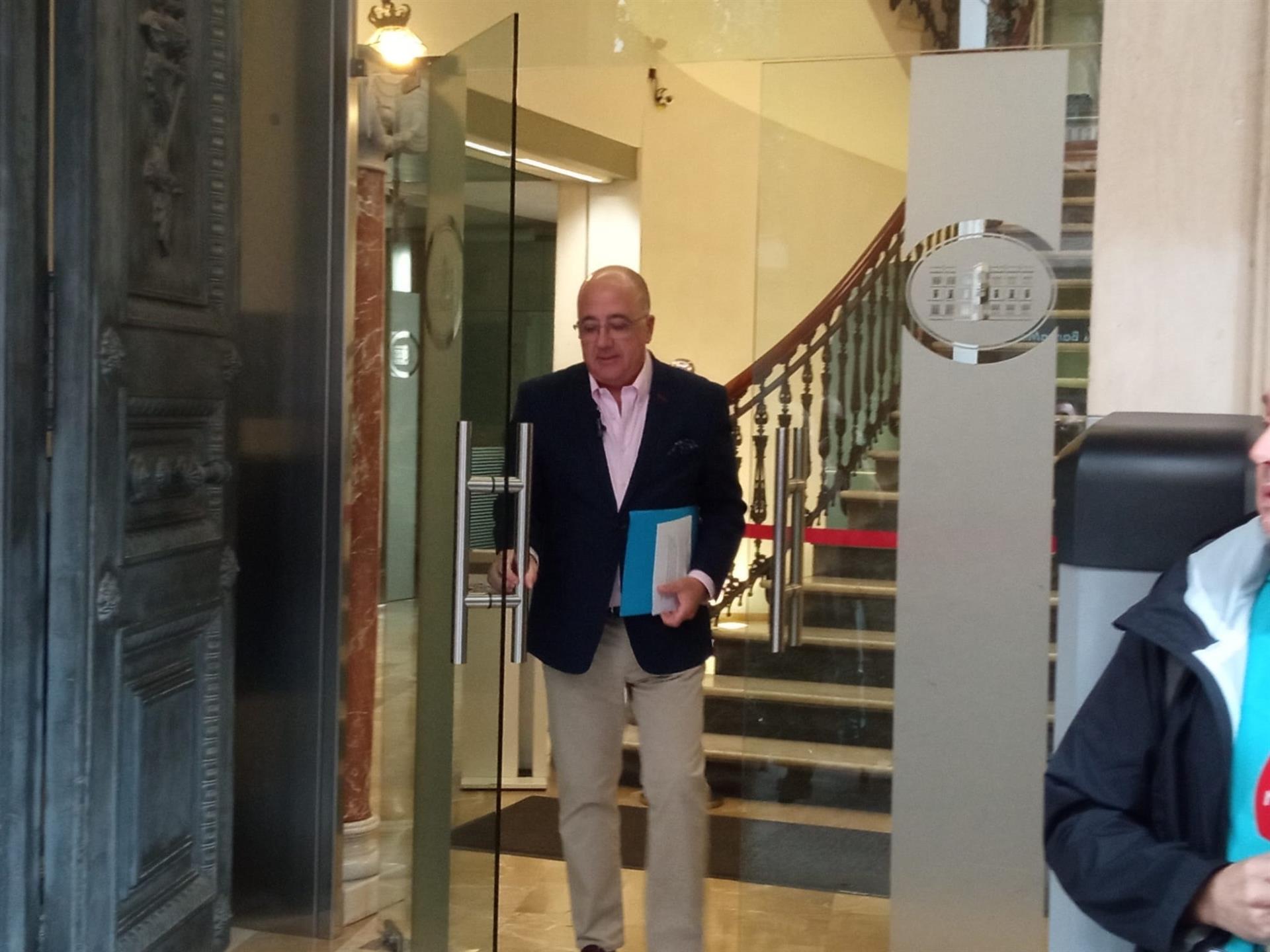 Confirmada la división en Vox Baleares tras la baja de Xisco Cardona con críticas a la cúpula Confirmada la división en Vox Baleares tras la baja de Xisco Cardona con críticas a la cúpula