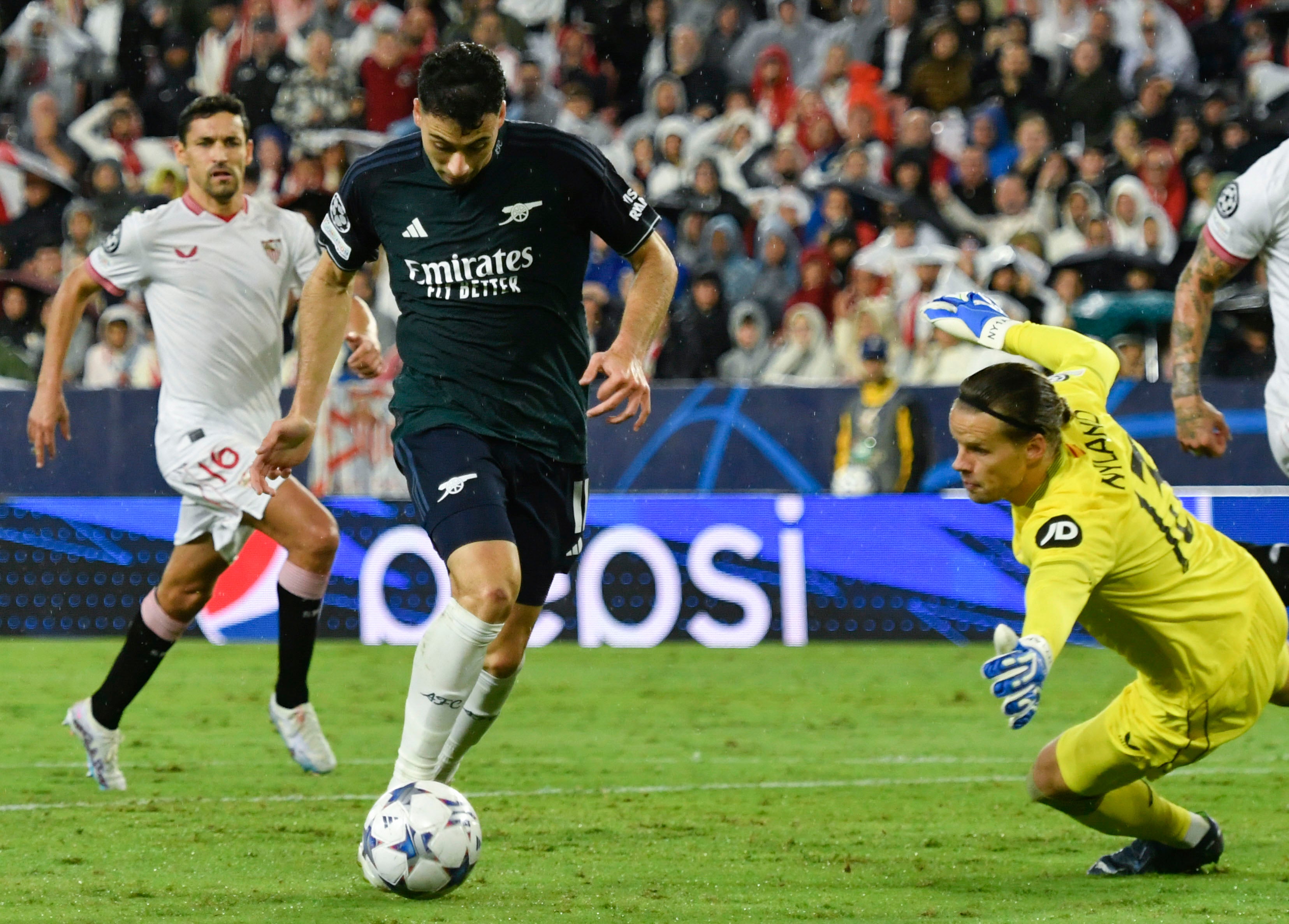Nyland y Jordán, KO a dos días del Cádiz-Sevilla por gastroenteritis Nyland y Jordán, KO a dos días del Cádiz-Sevilla por gastroenteritis