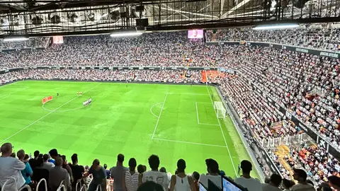 La Liga denuncia al Valencia por los gritos a Cala La Liga denuncia al Valencia por los gritos a Cala