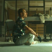 El actor Michael Fassbender, en un fotograma promocional de la película 'El asesino', de David Fincher